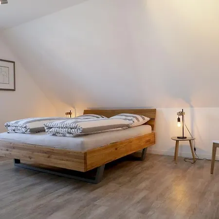 Kapitaenshaus Apartment Groß Schwansee